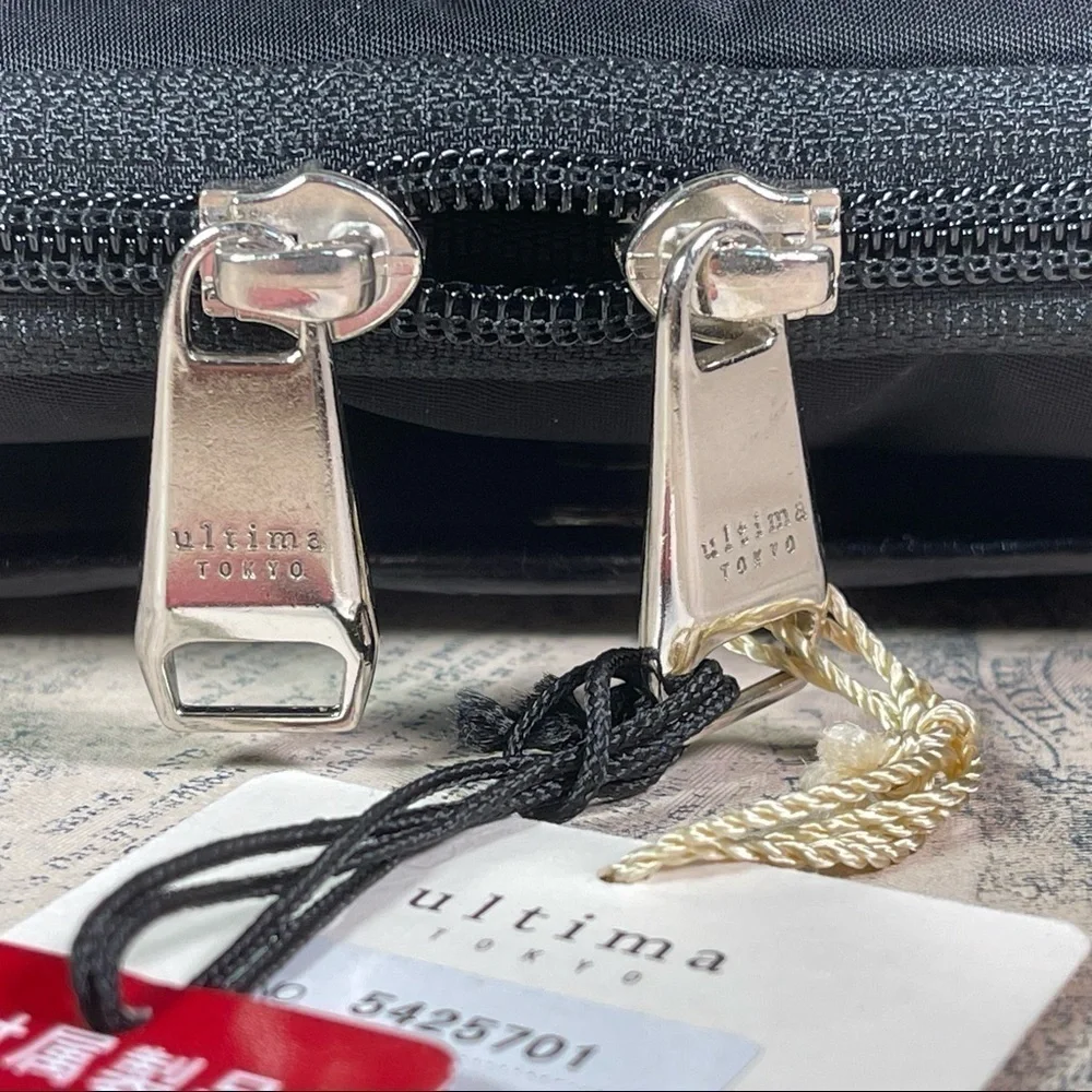 Ultima Tokio ACE laptop bag